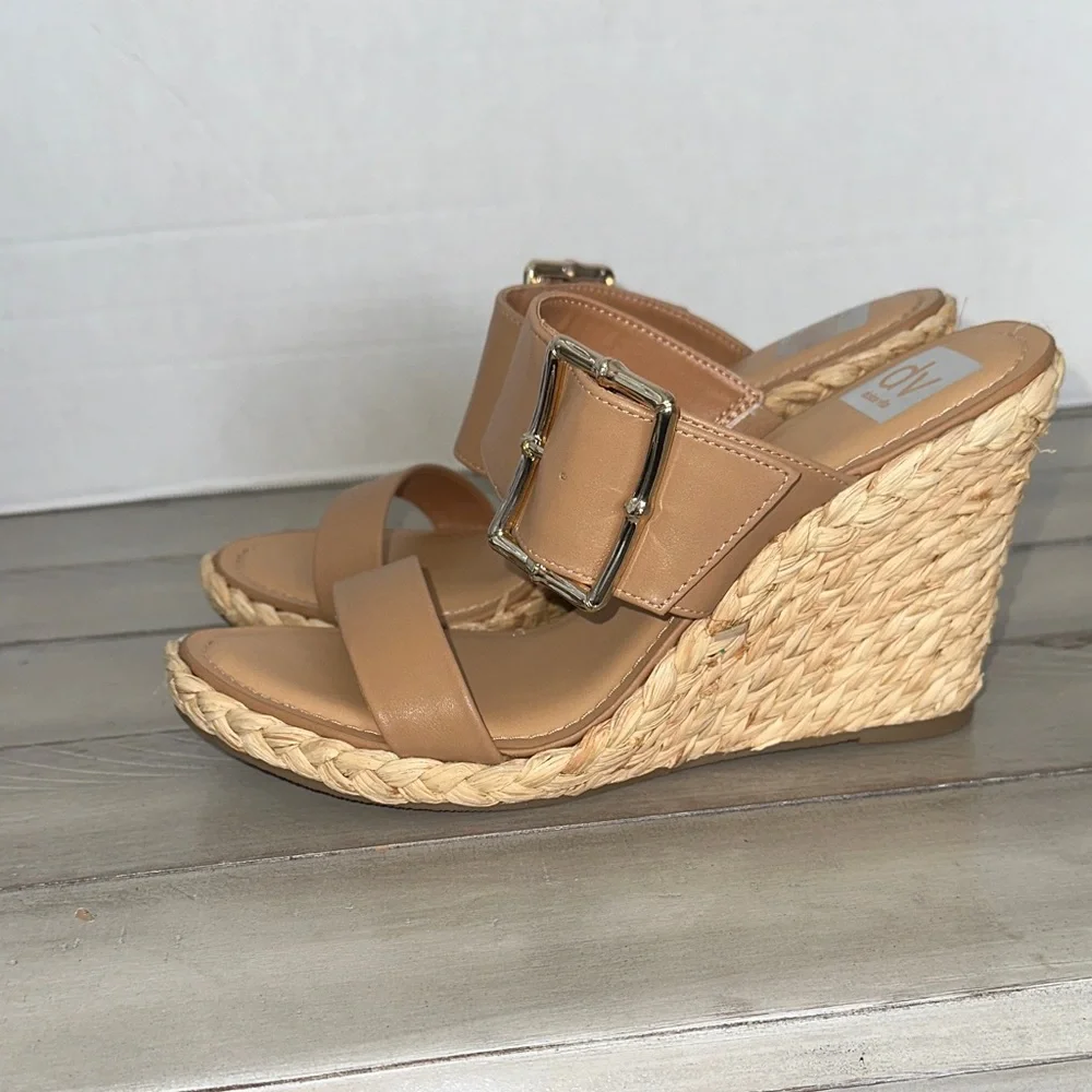 Dolce Vita Tan Espadrille‎ Wedge Sandals with Buckle Straps